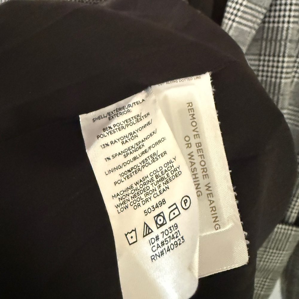 LOFT Houndstooth boyfriend Blazer in Black and White - Picture 5 of 8